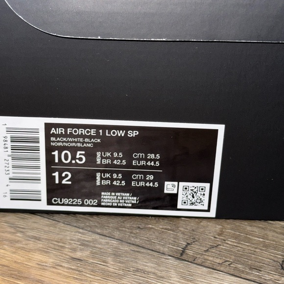 NIKE SUPREME AIR FORCE 1 - Picture 3 of 3